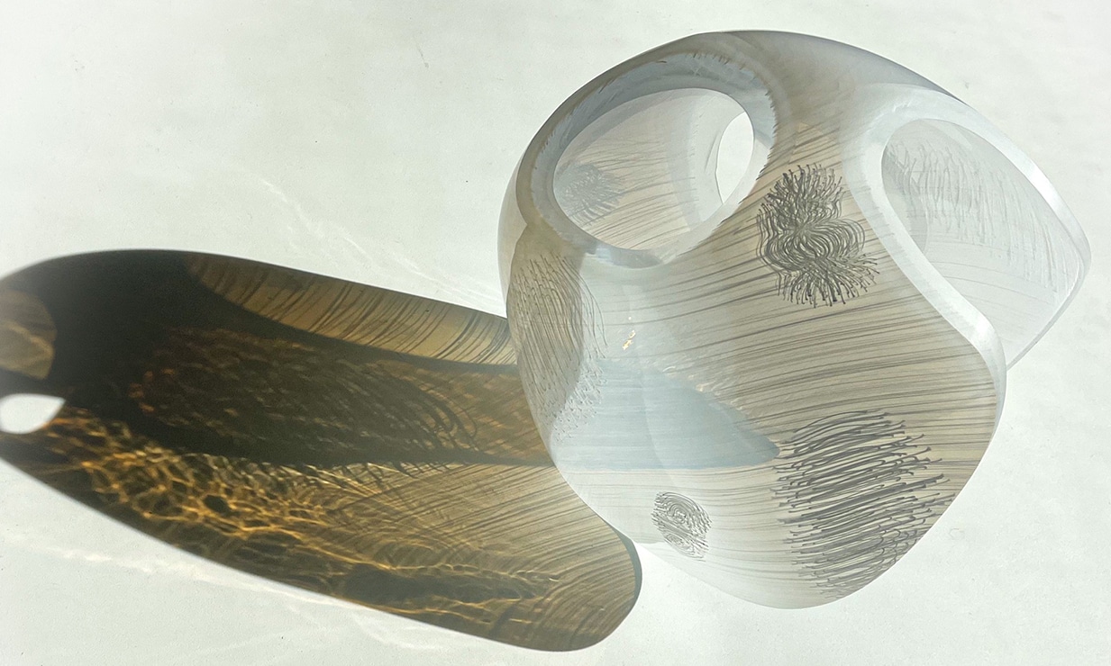 coldworked glass vessel