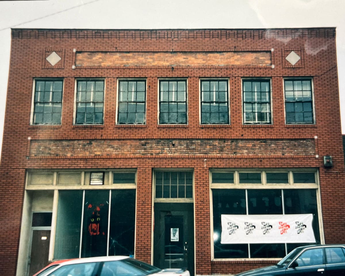 Pittsburgh Glass Center building, 2000s