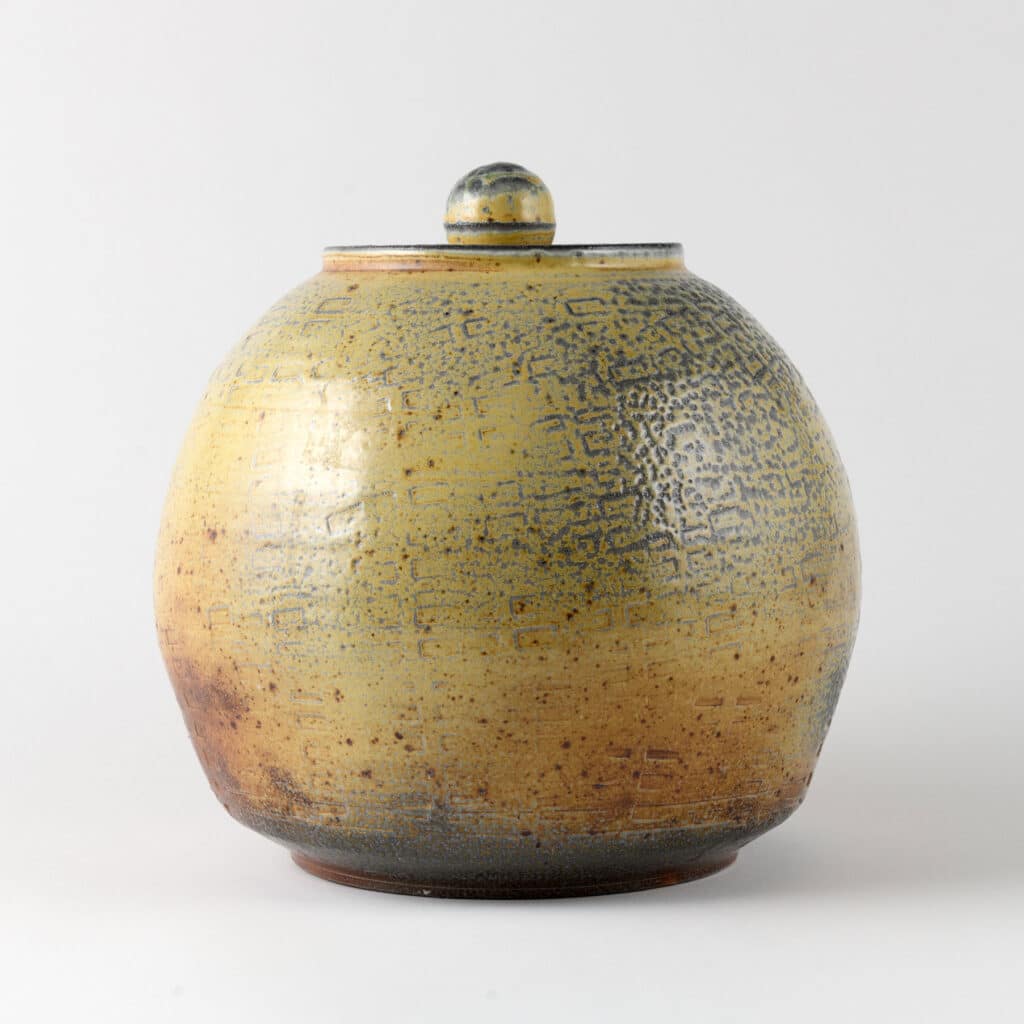 Ceramic vessel with a lid created by Sharif Bey